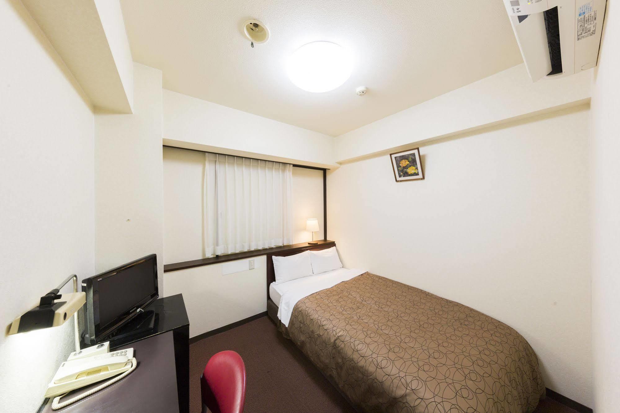 Dai-Ni Sunny Stone Hotel Суйта Экстерьер фото